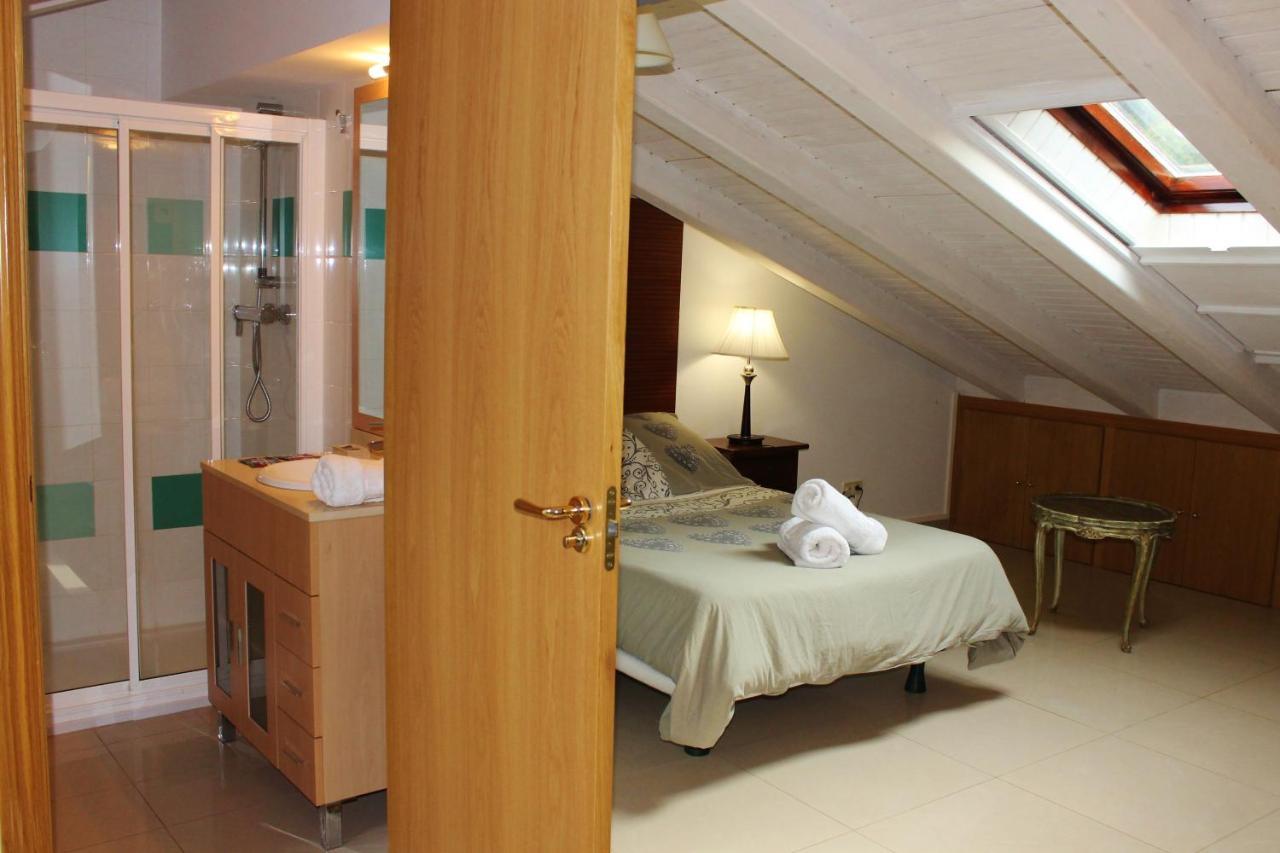 Chalet Janet Erts Luaran gambar
