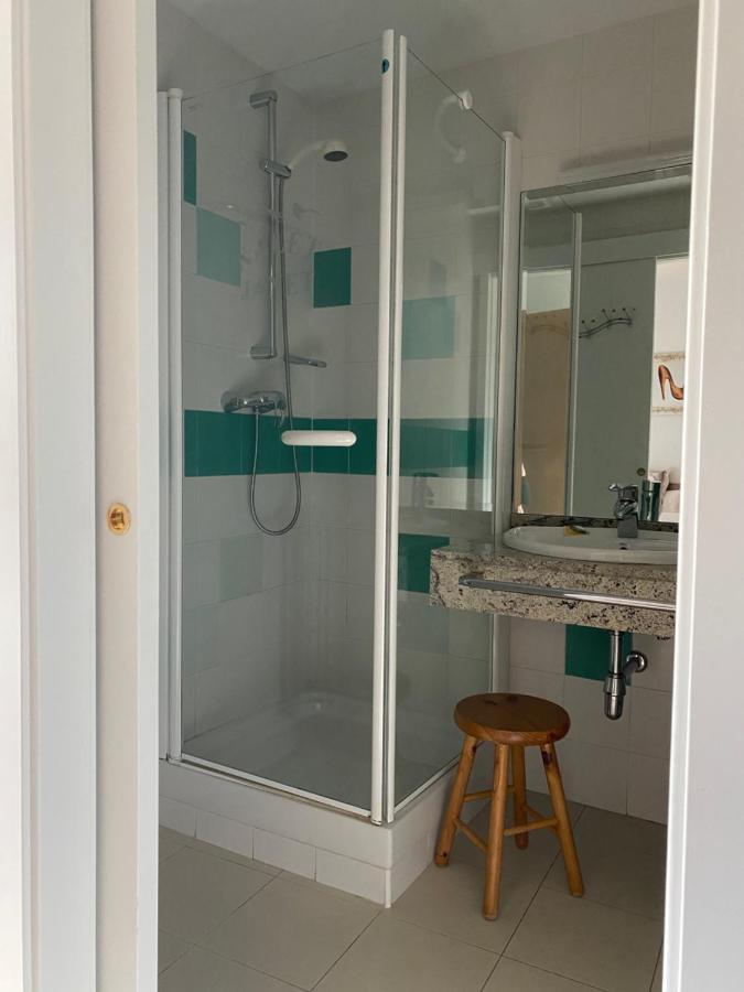 Chalet Janet Erts Luaran gambar