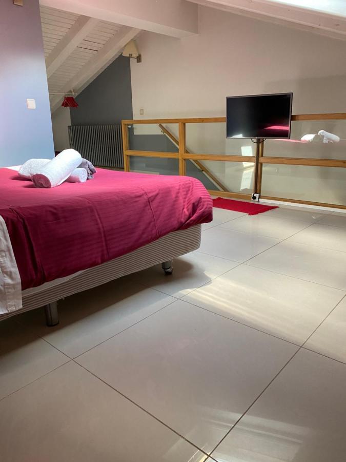 Chalet Janet Erts Luaran gambar